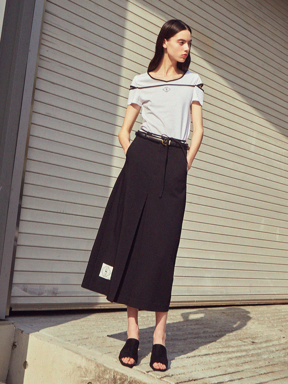 [LINE] Basic Tuck Long Skirt